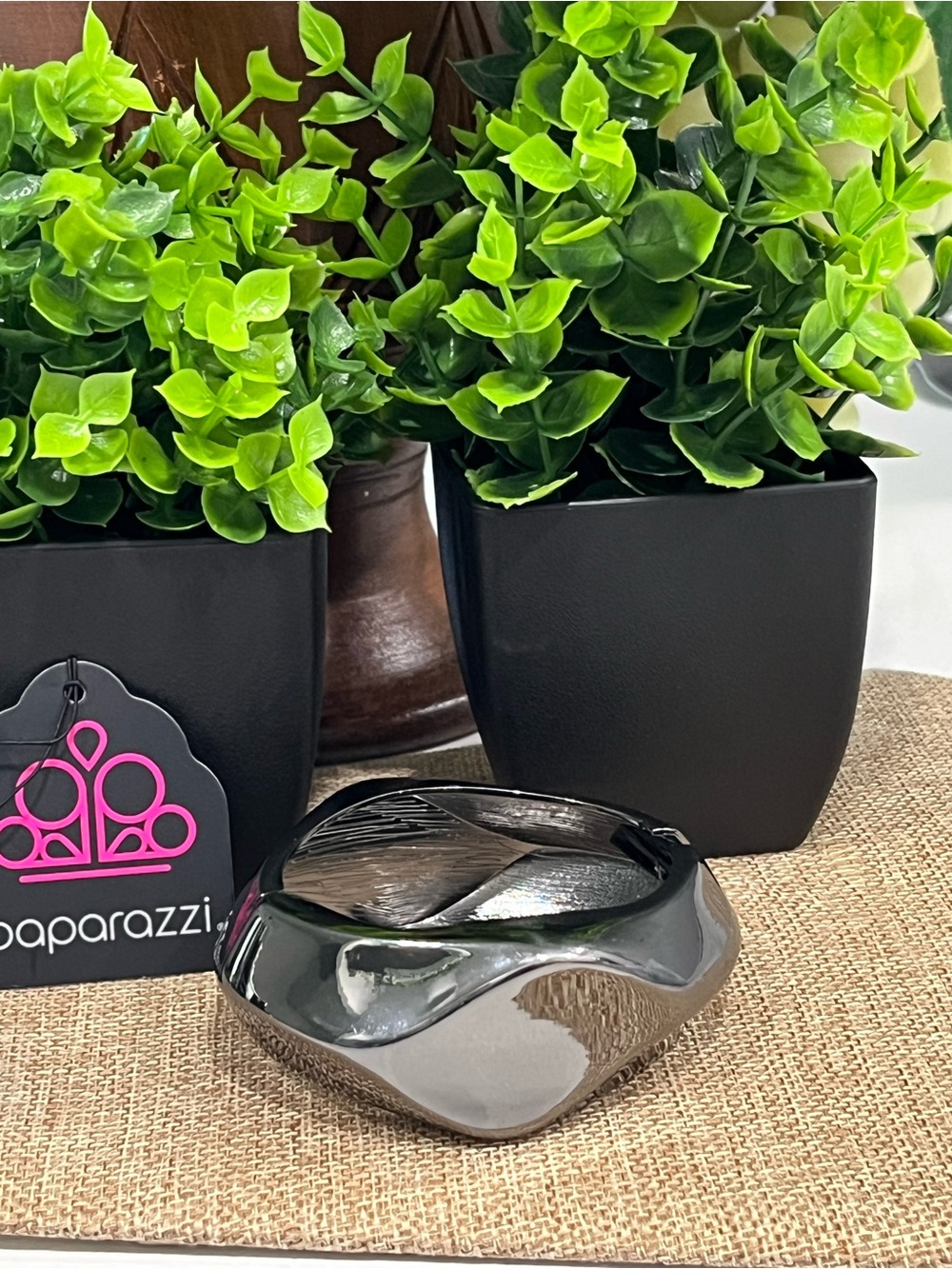 Paparazzi Metallic black bracelet